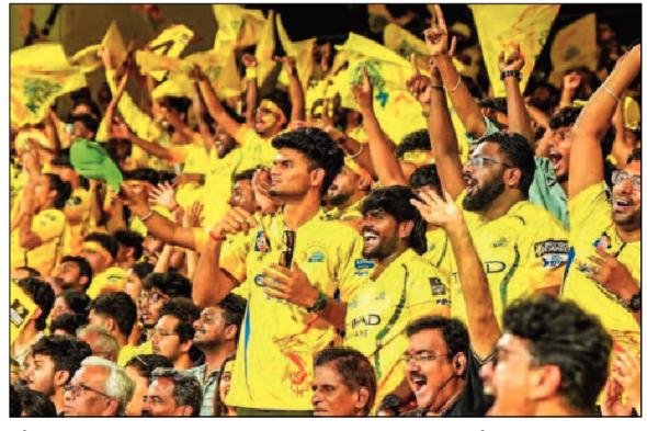 రాజకీయ బ్యానర్లు, జెండాలు, హోర్డింగ్ లు తీసుకురావద్దు
